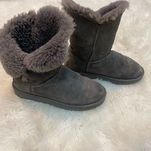Ugg bailey gray sz 9 women’s